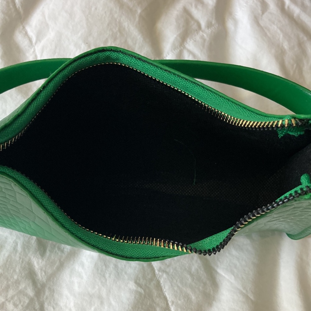 Purse - Picture 3 of 4